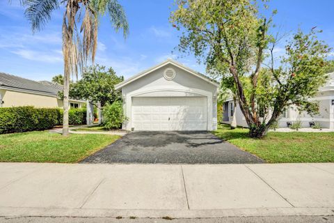 Photo of 2702 Arborwood Road, Davie, FL 33328 (MLS # B26005985)