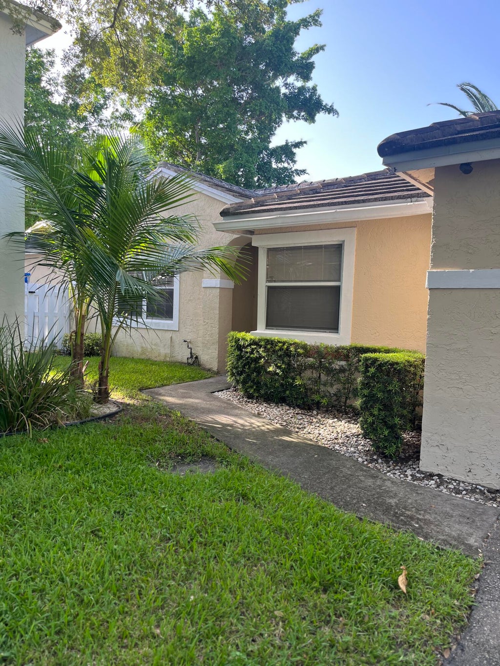 Photo of 845 NW 98th Avenue, Plantation, FL 33324 (MLS # B26053118)