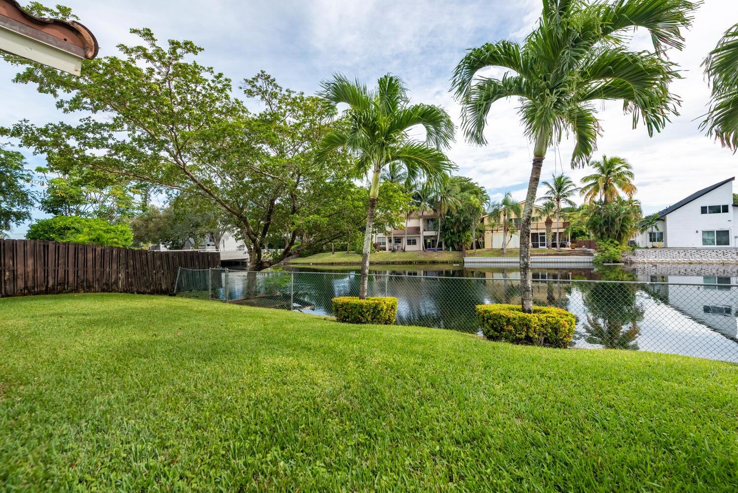 Pebble Creek At Jacaranda - Residential