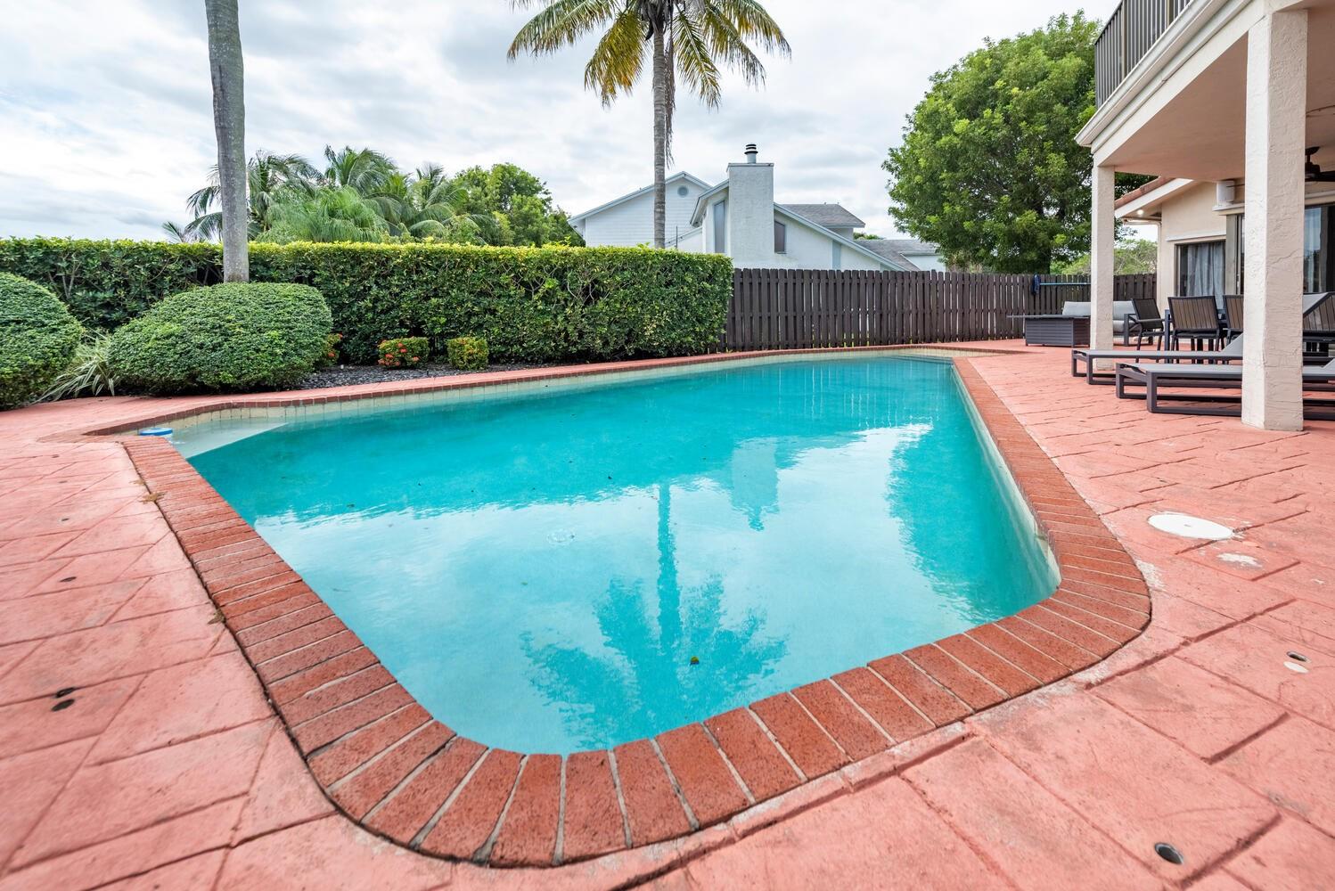 Pebble Creek At Jacaranda - Residential