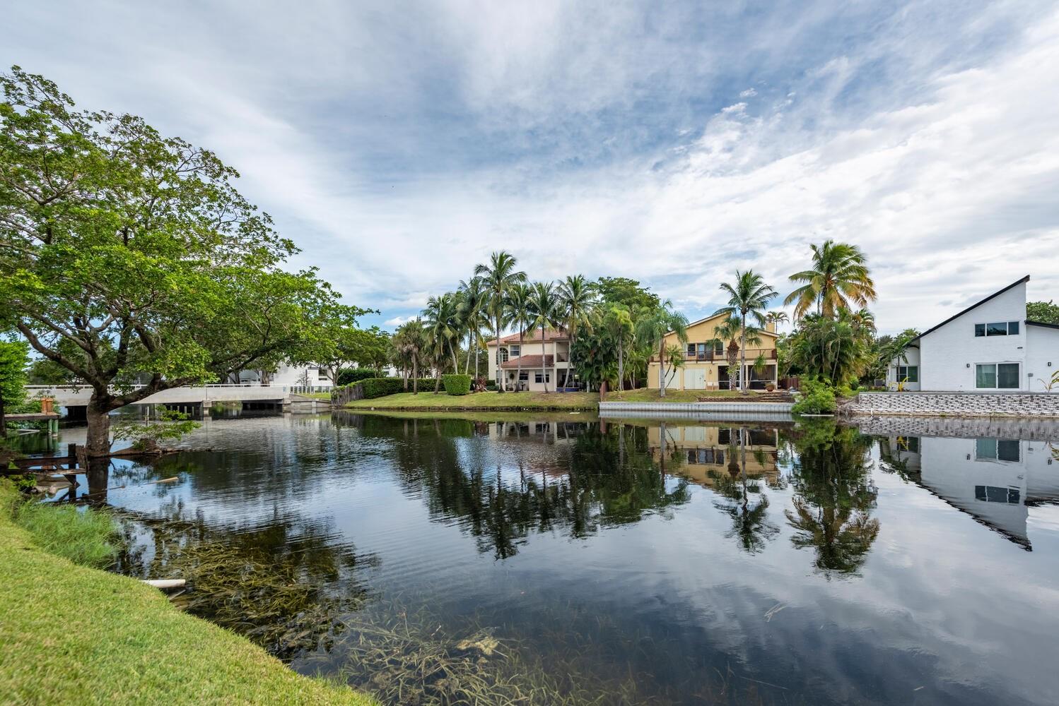 Pebble Creek At Jacaranda - Residential