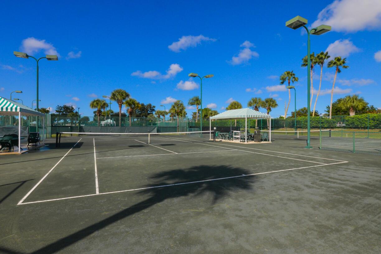 CASCADES AT ST LUCIE WEST - Residential Lease
