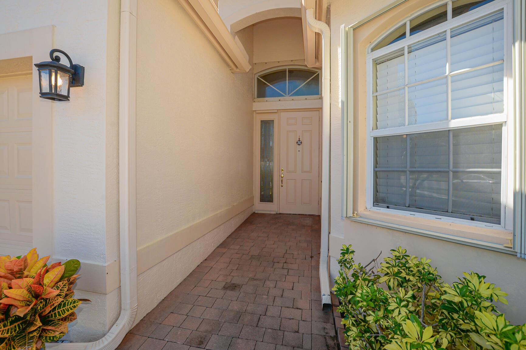 CASCADES AT ST LUCIE WEST - Residential Lease