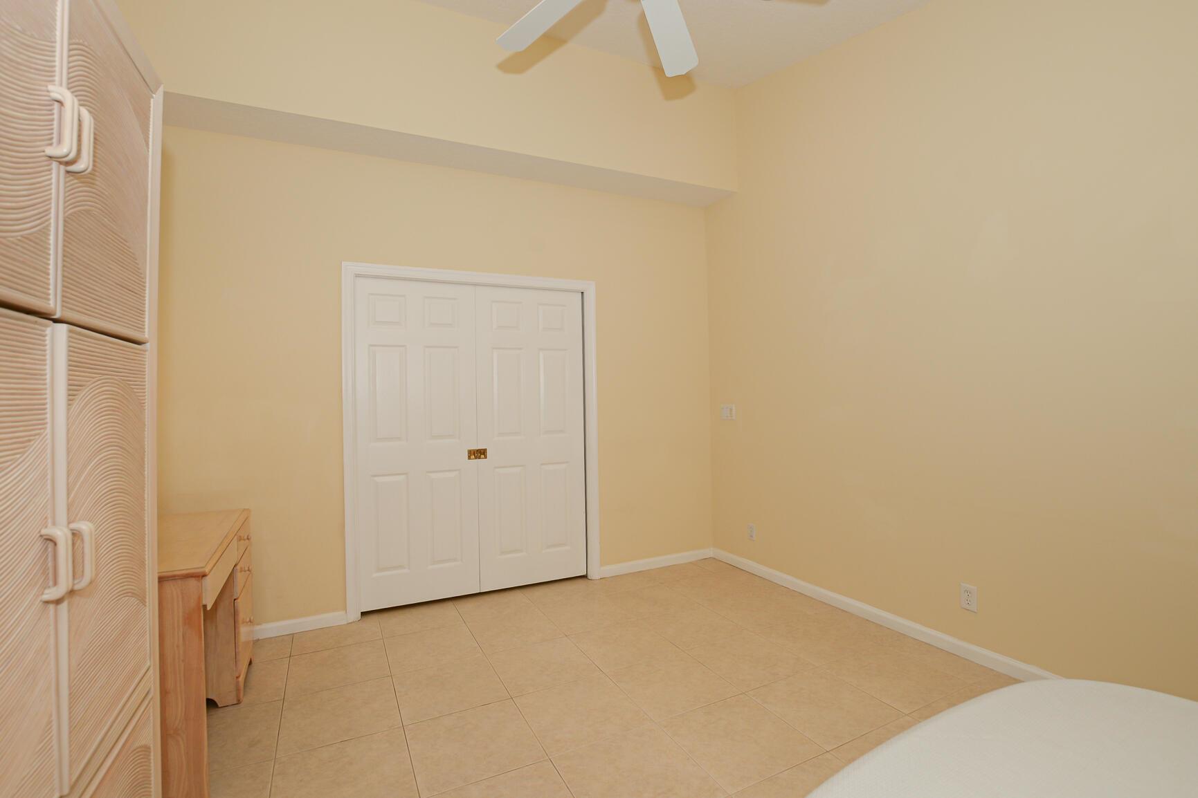 CASCADES AT ST LUCIE WEST - Residential Lease