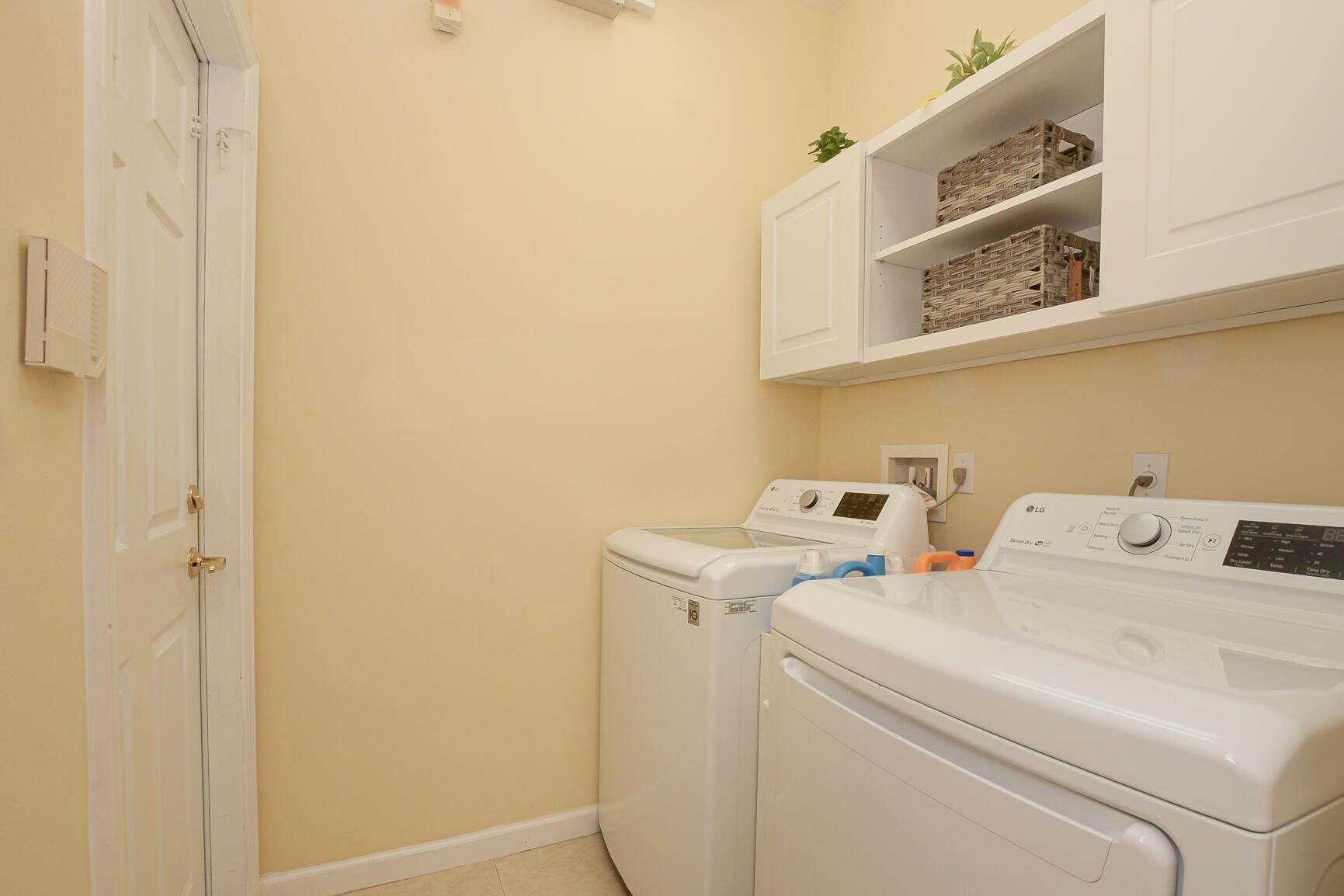 CASCADES AT ST LUCIE WEST - Residential Lease