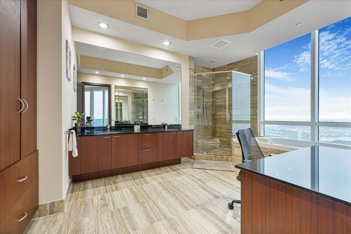 TDR TOWER II CONDO - Residential Lease