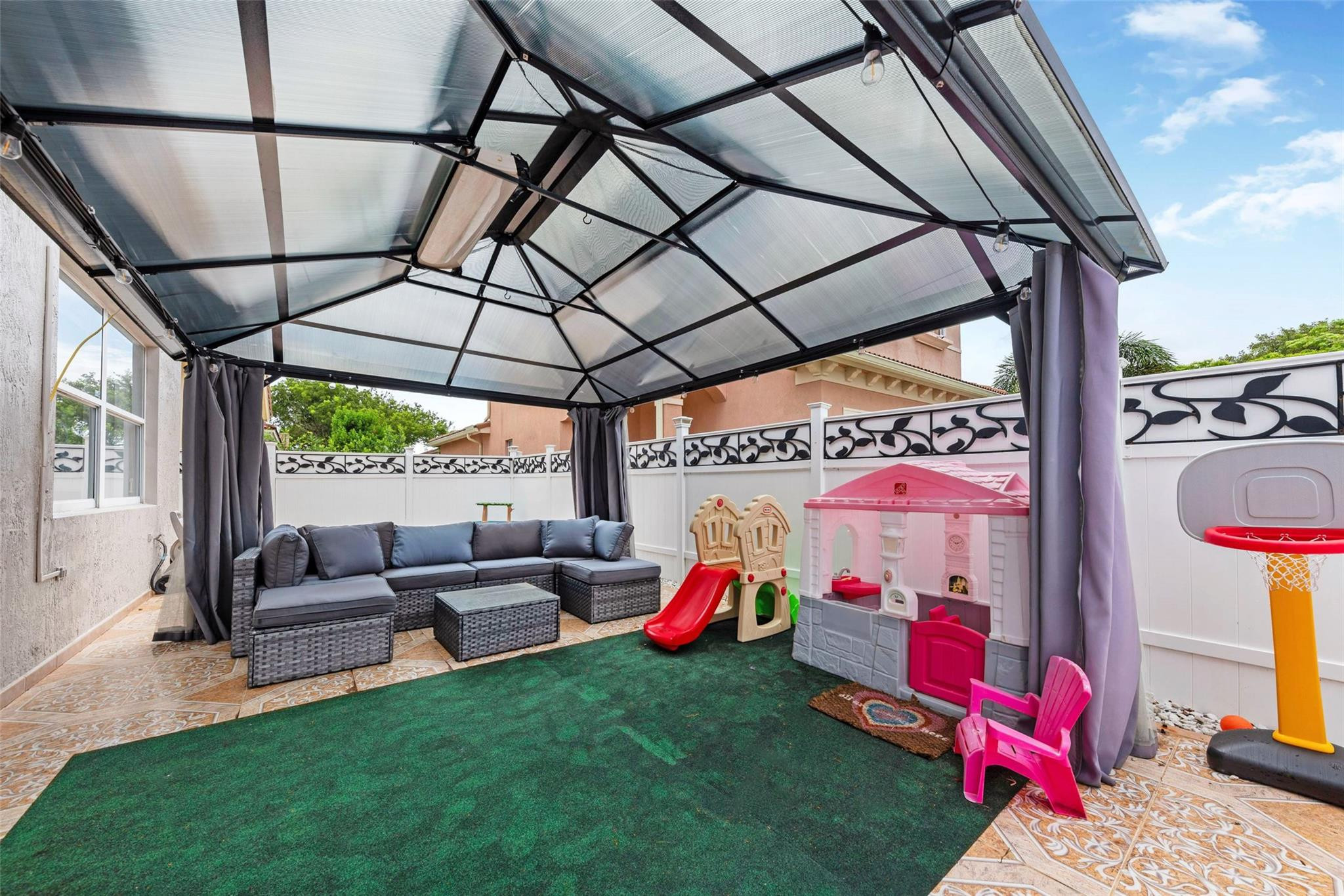 Portofino Palms - Residential