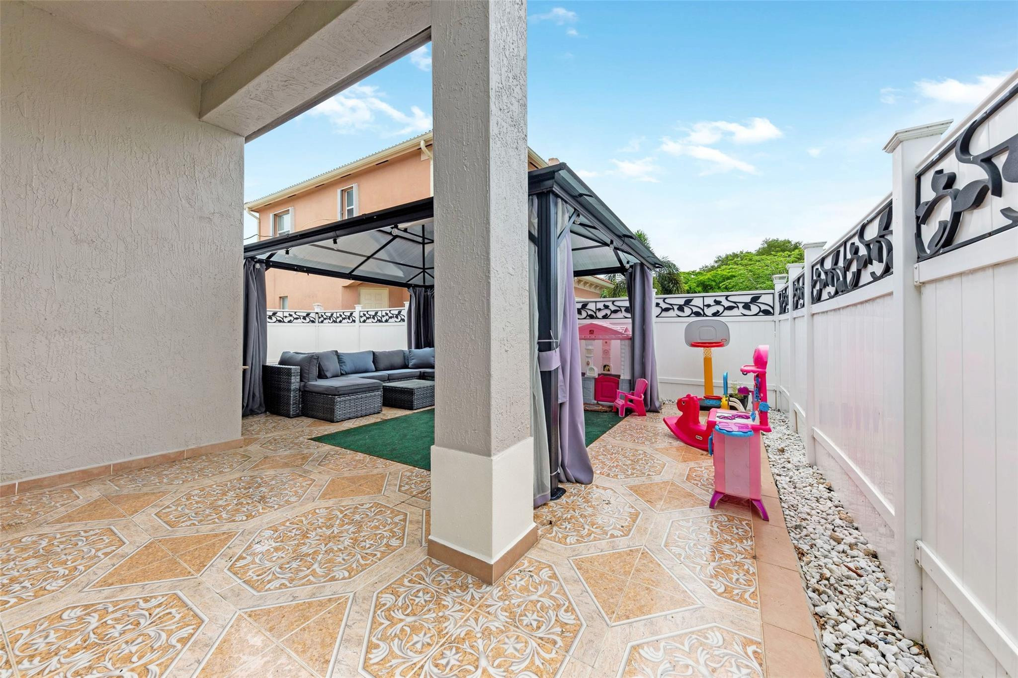 Portofino Palms - Residential