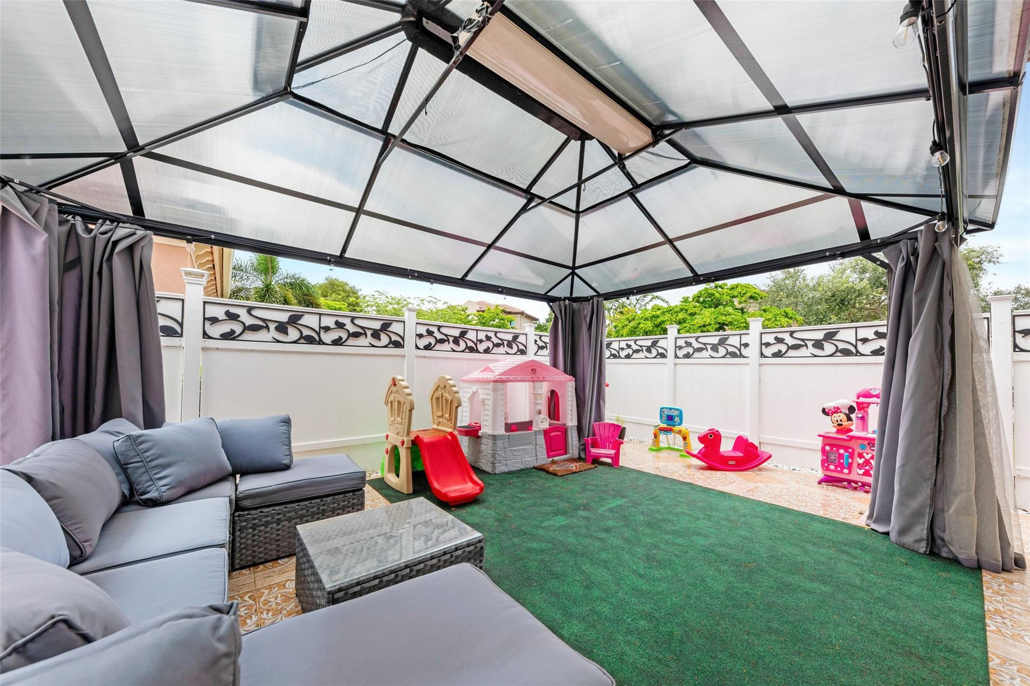 Portofino Palms - Residential