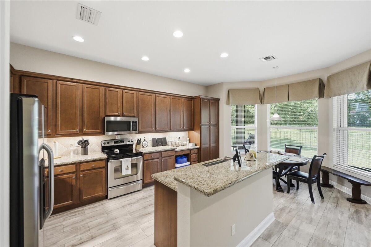 FALCON TRACE PLAT FIVE - Residential