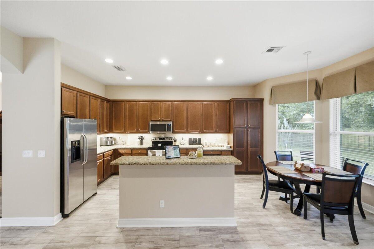 FALCON TRACE PLAT FIVE - Residential