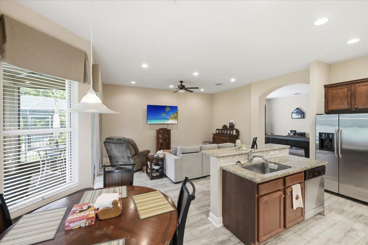 FALCON TRACE PLAT FIVE - Residential