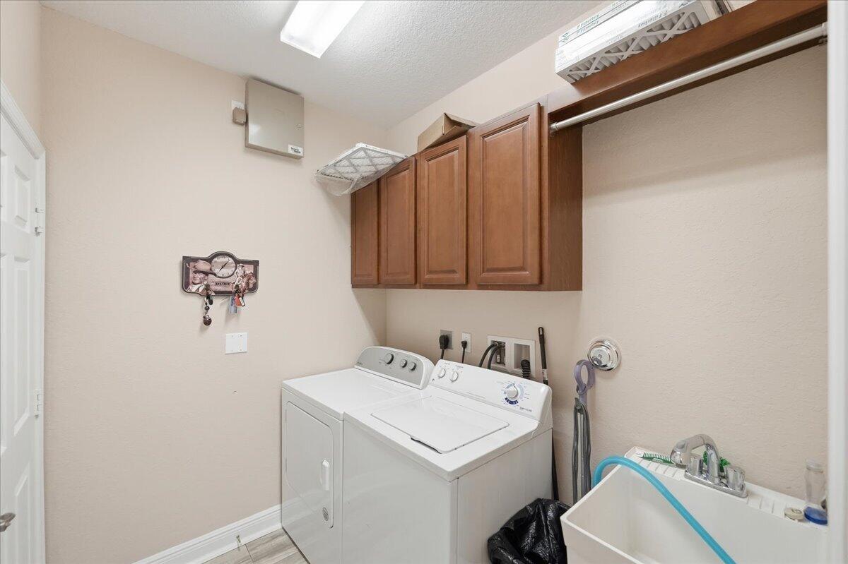 FALCON TRACE PLAT FIVE - Residential