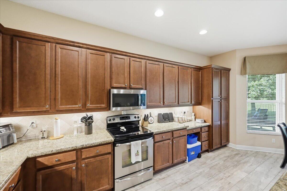 FALCON TRACE PLAT FIVE - Residential