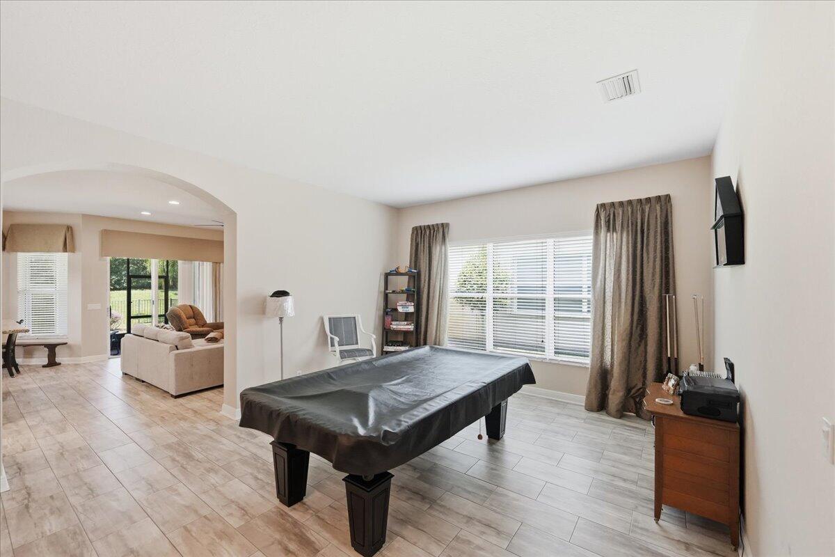 FALCON TRACE PLAT FIVE - Residential