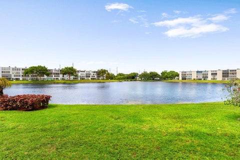 Property photo of 1084 Harwood F 1084, Deerfield Beach, FL 33442