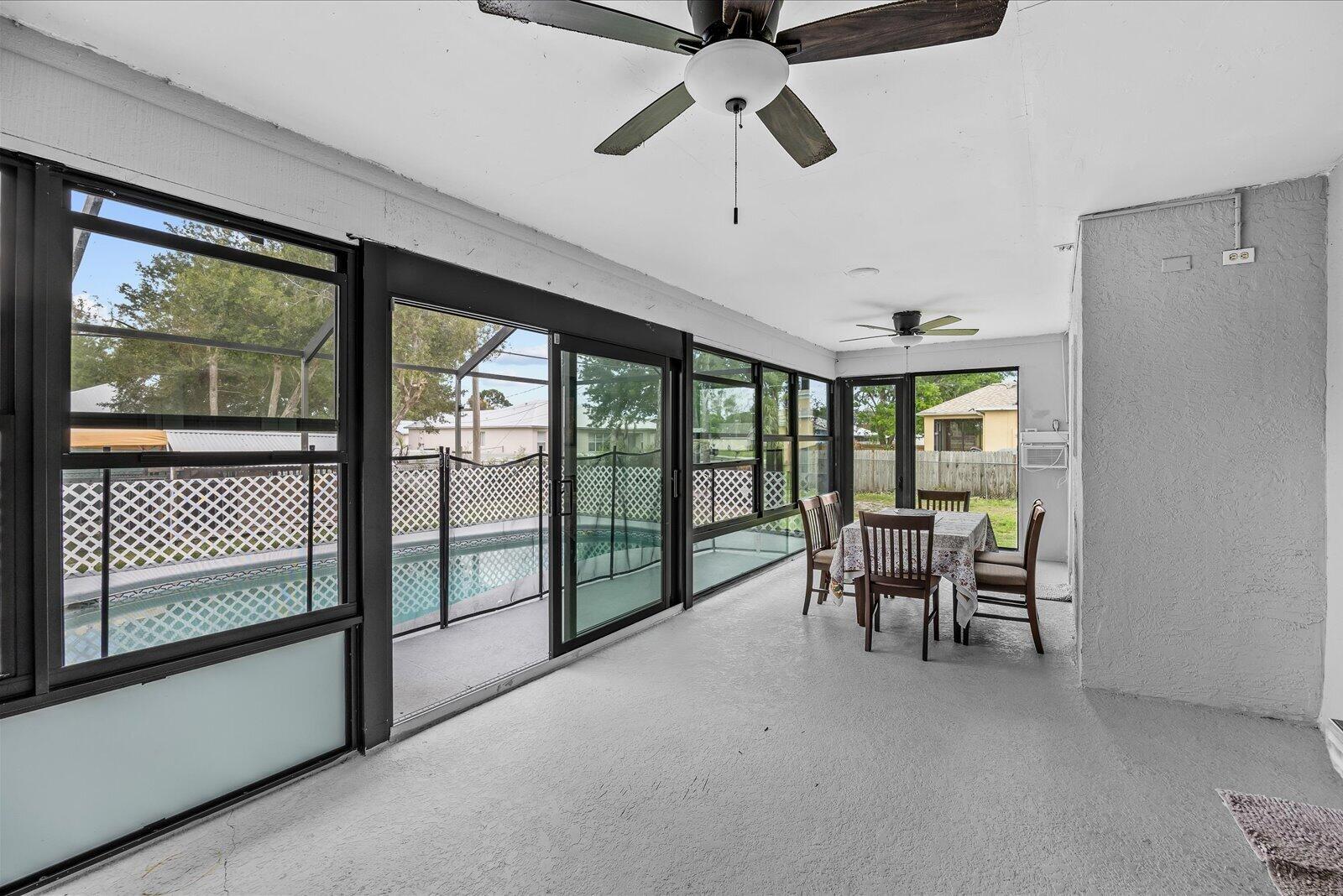 PORT ST LUCIE SECTION 25 - Residential