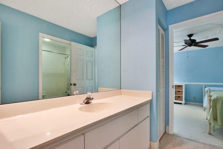 SIENA OAKS - Residential