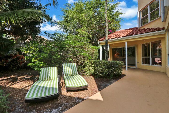 SIENA OAKS - Residential