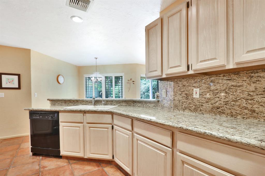 SIENA OAKS - Residential