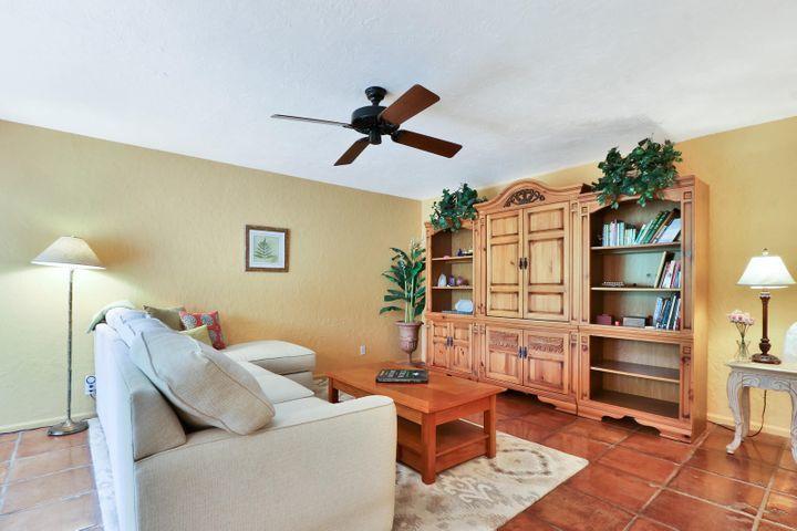 SIENA OAKS - Residential