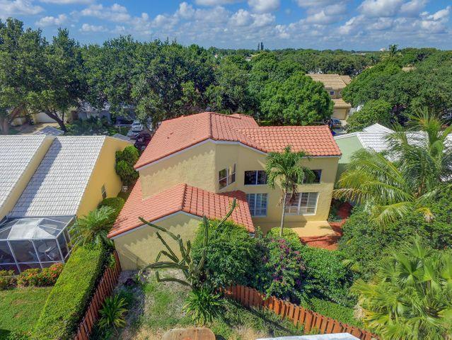 SIENA OAKS - Residential