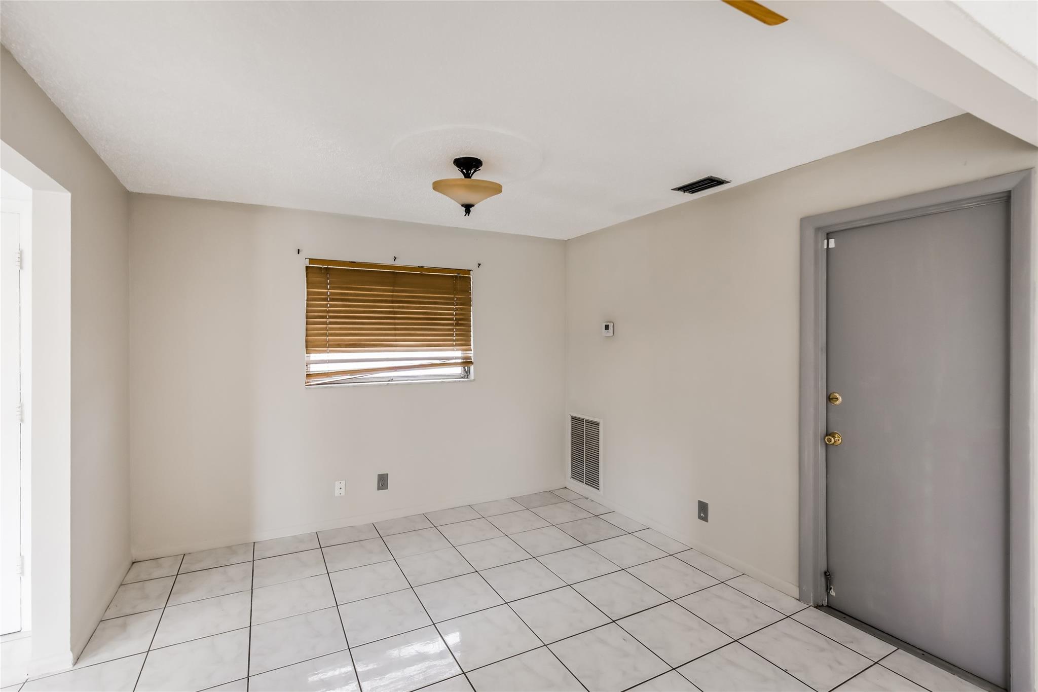 Oriole-Margate Sec Two - Residential