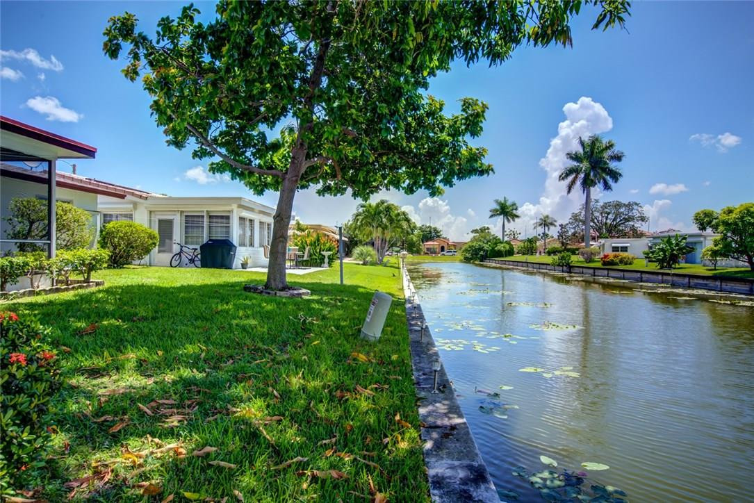 Mainlands Of Tamarac Lake - Residential