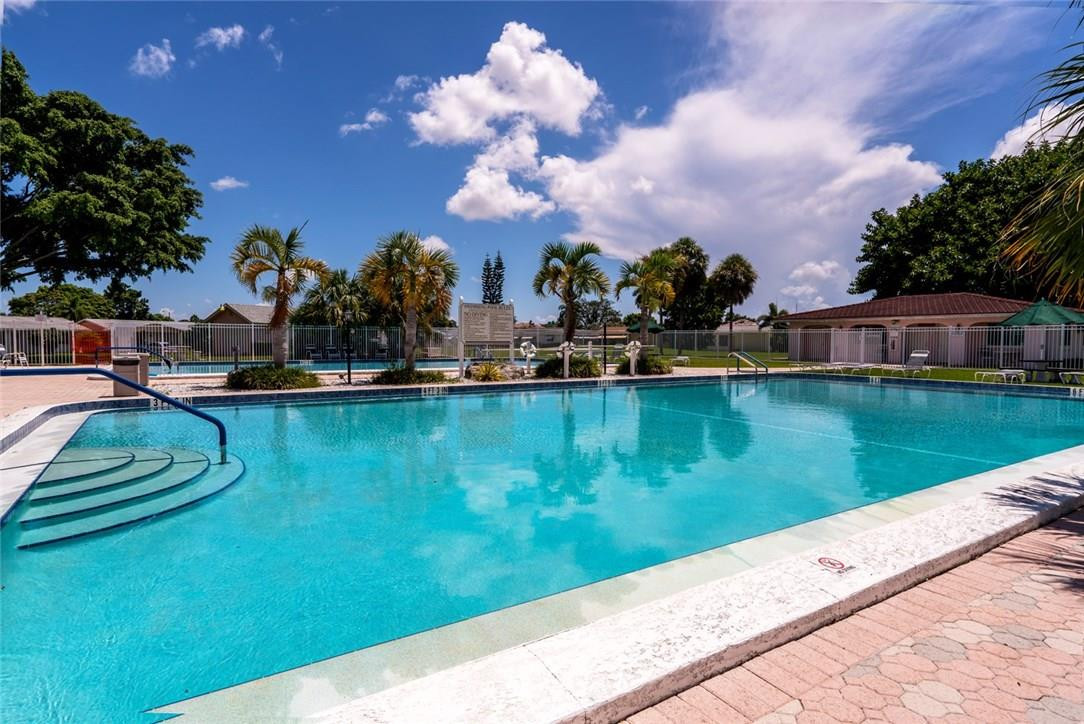 Mainlands Of Tamarac Lake - Residential