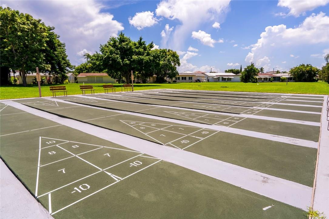 Mainlands Of Tamarac Lake - Residential