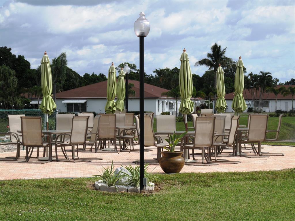 HIGH POINT OF DELRAY SEC 7 CONDO - Residential