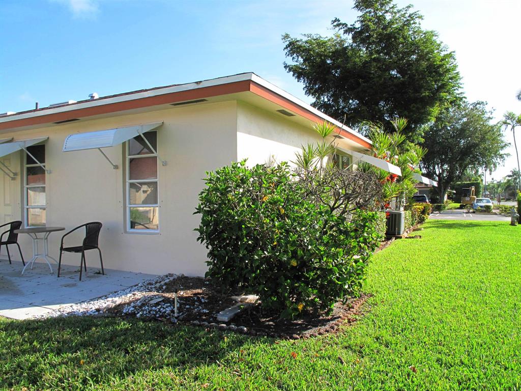 HIGH POINT OF DELRAY SEC 7 CONDO - Residential