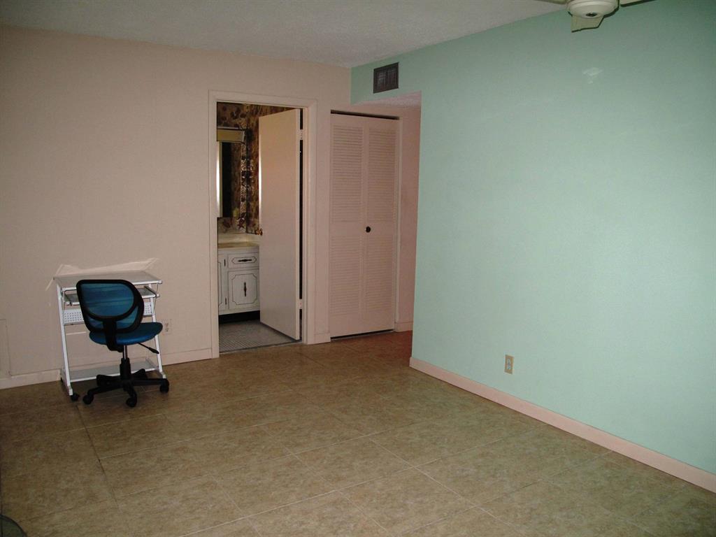 HIGH POINT OF DELRAY SEC 7 CONDO - Residential