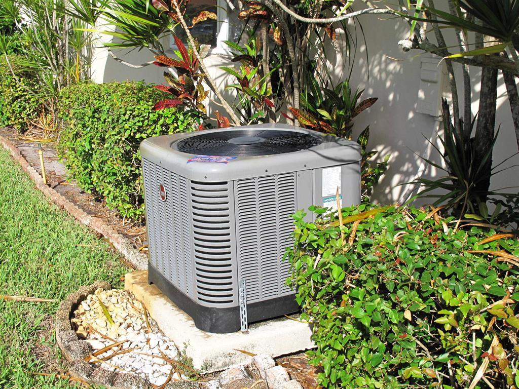 HIGH POINT OF DELRAY SEC 7 CONDO - Residential