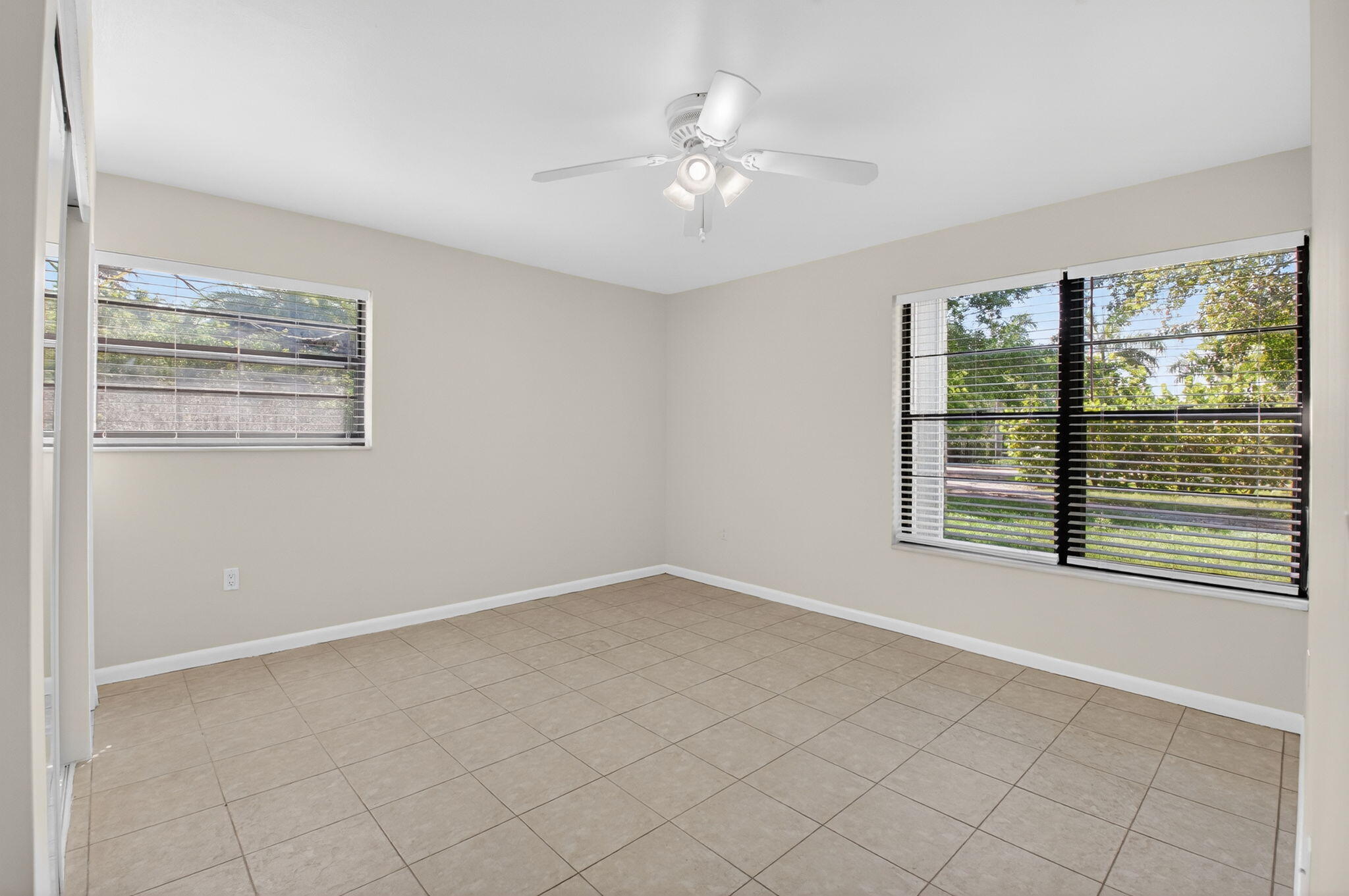 TIERRA DEL REY NORTH - Residential Lease