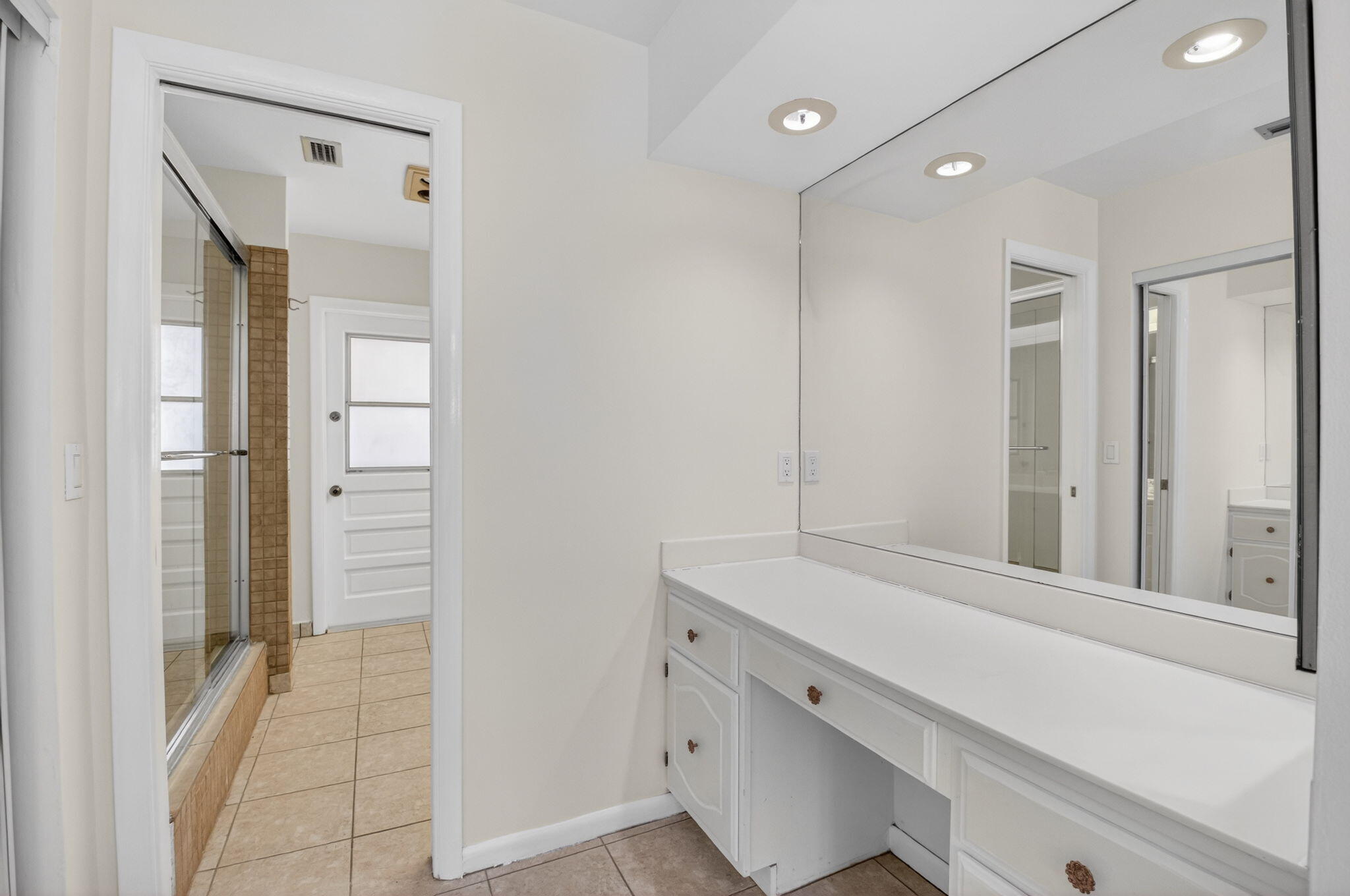 TIERRA DEL REY NORTH - Residential Lease