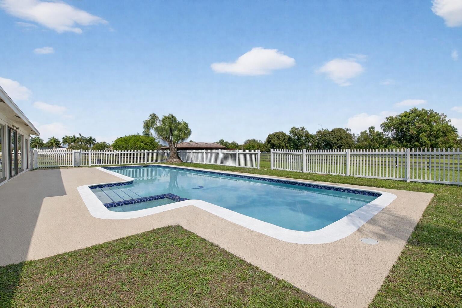 TIERRA DEL REY NORTH - Residential Lease