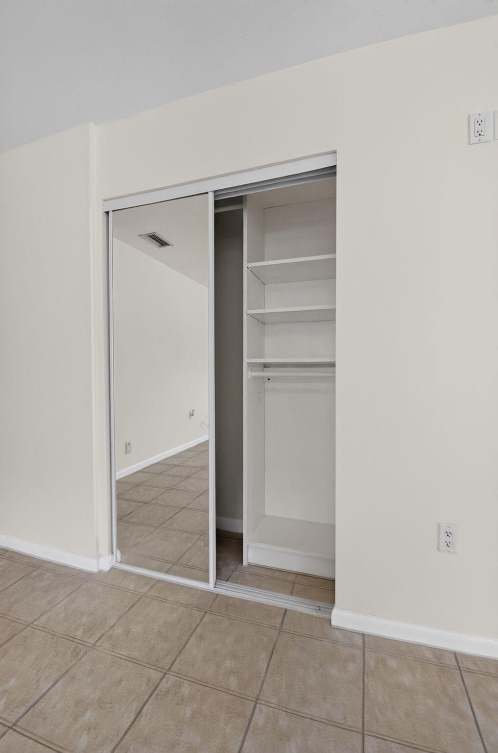 TIERRA DEL REY NORTH - Residential Lease