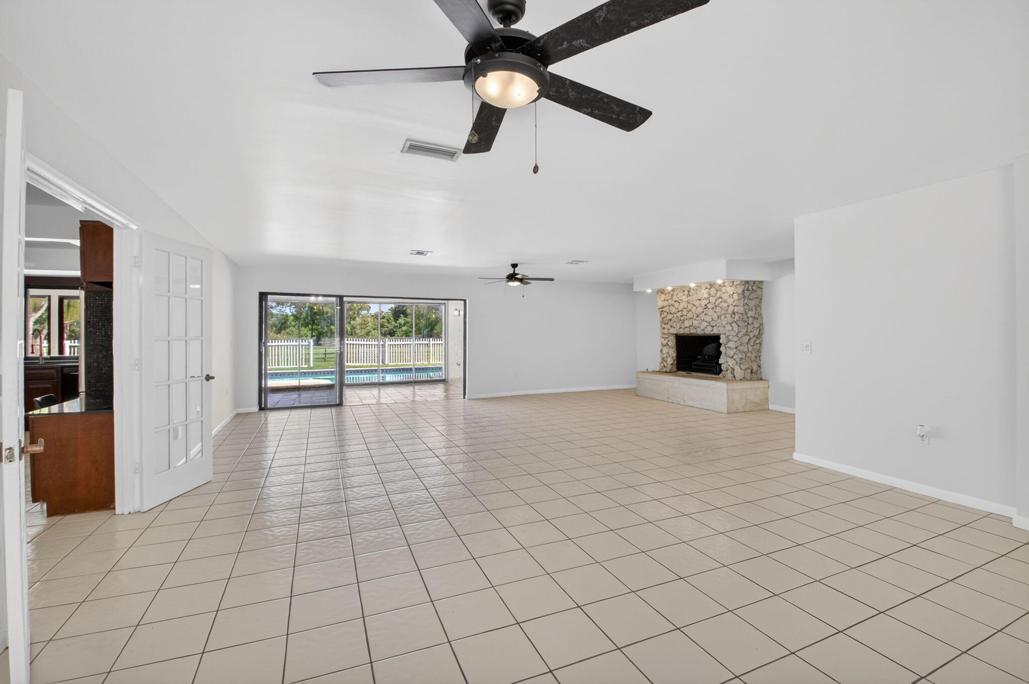 TIERRA DEL REY NORTH - Residential Lease