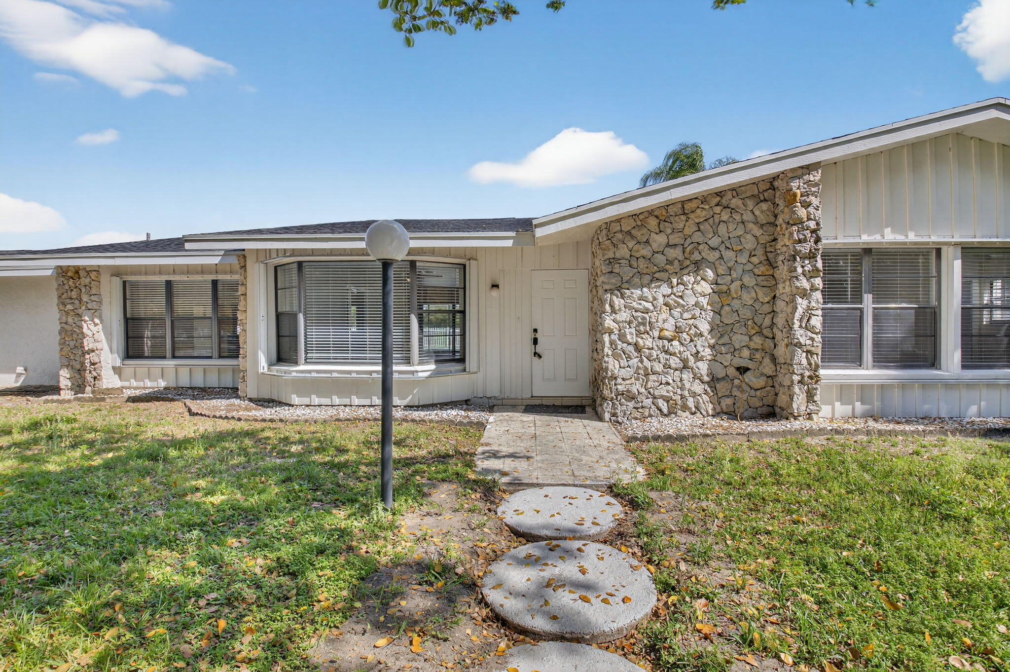 TIERRA DEL REY NORTH - Residential Lease