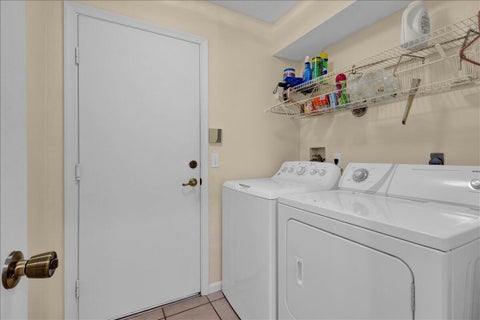 Tiny photo for 7119 SE Twin Oaks Circle, Stuart, FL 34997 (MLS # B26089597)