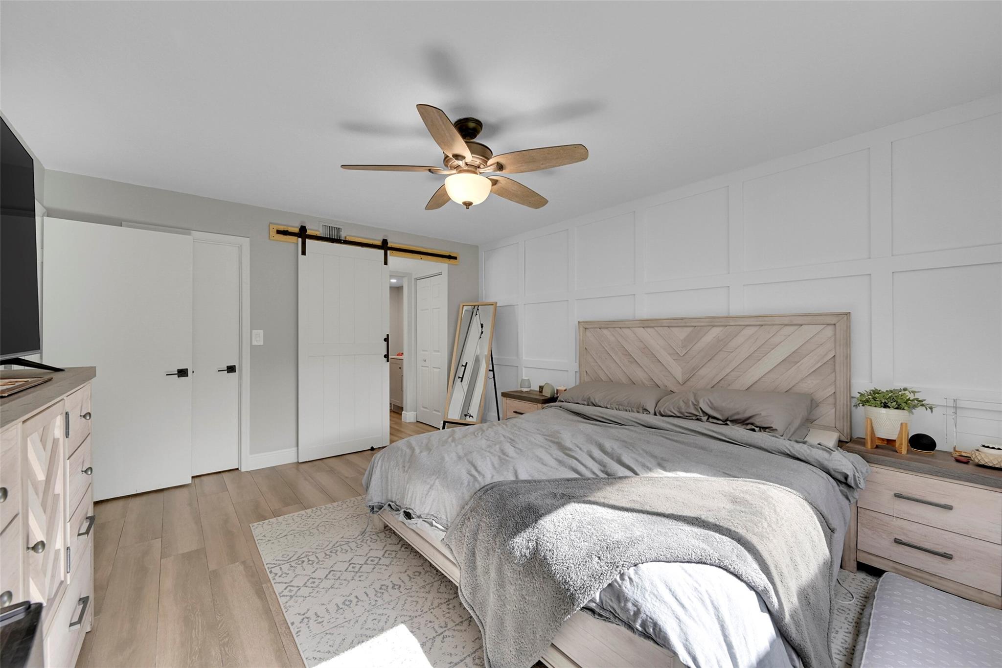 Jacaranda Heights - Residential