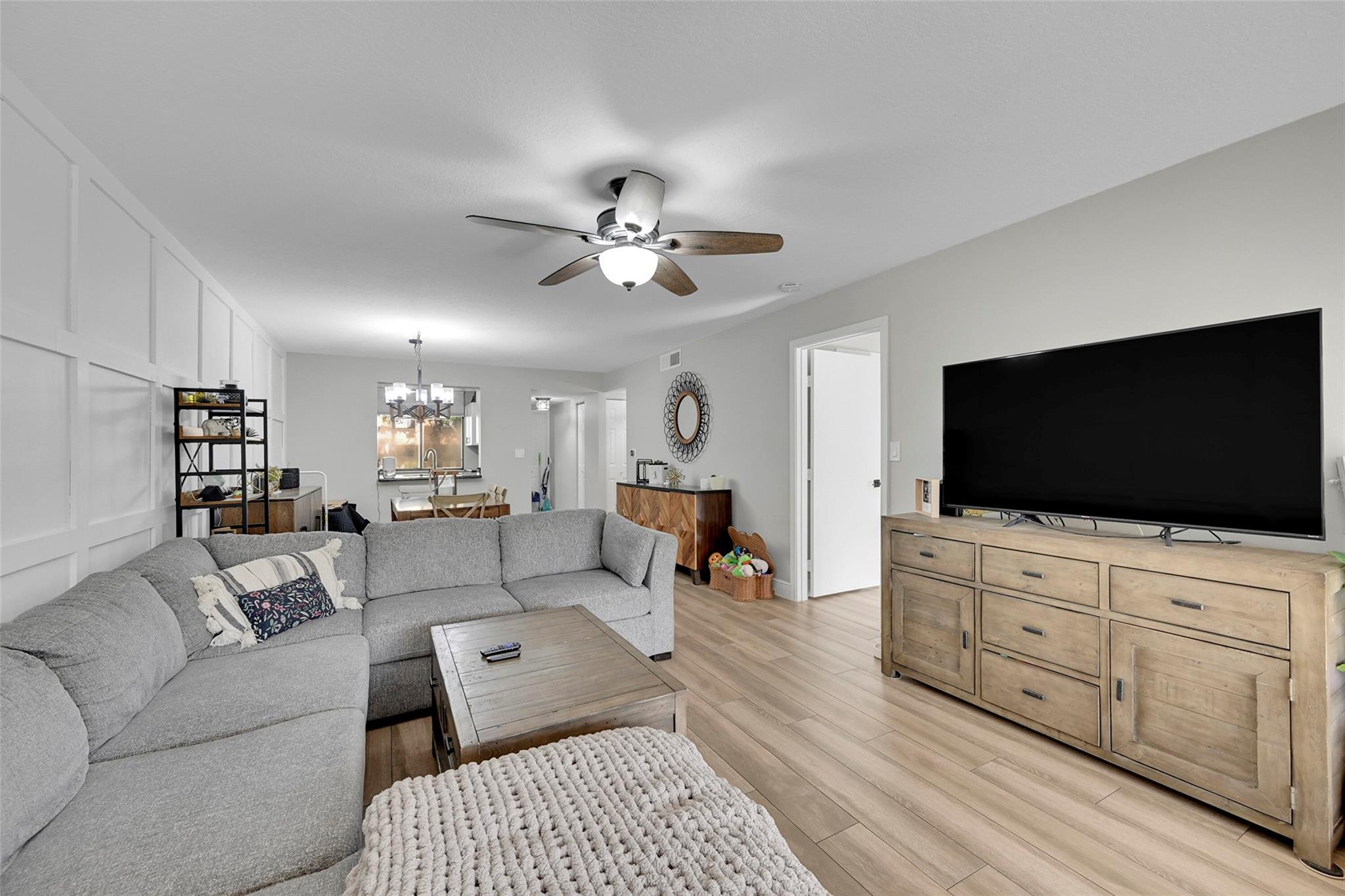Jacaranda Heights - Residential