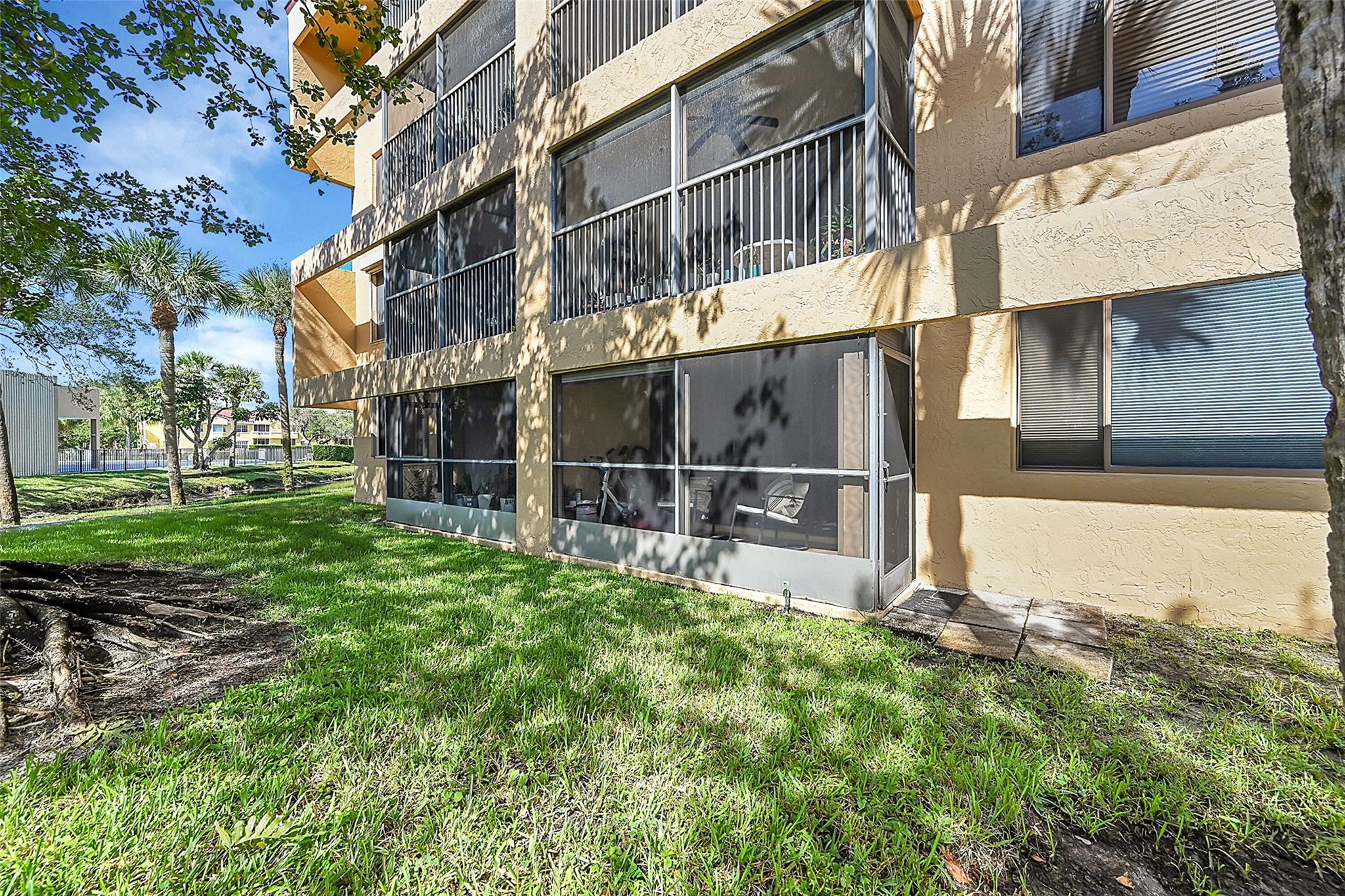 Jacaranda Heights - Residential