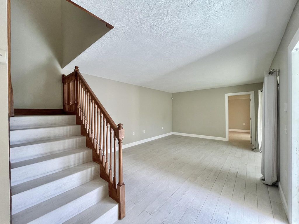 Photo of 502 5th Lane, Palm Beach Gardens, FL 33418 (MLS # R10999579)