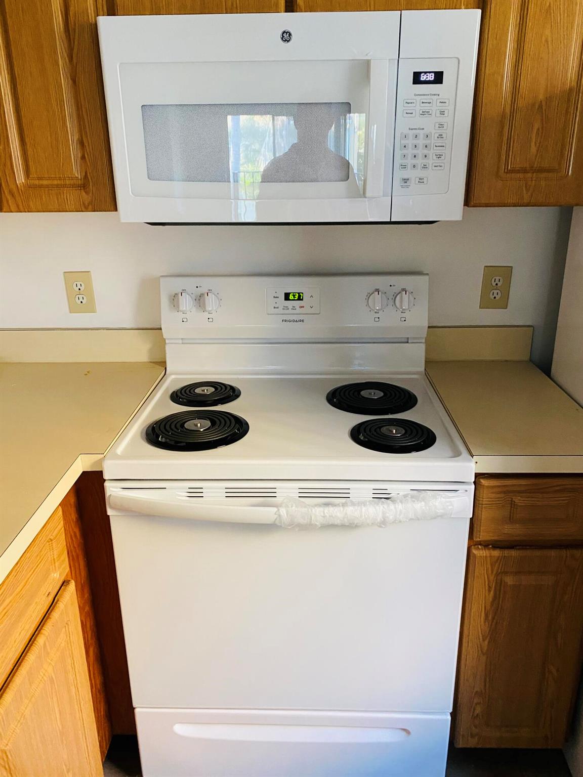 BAY REACH CONDO - Residential Lease