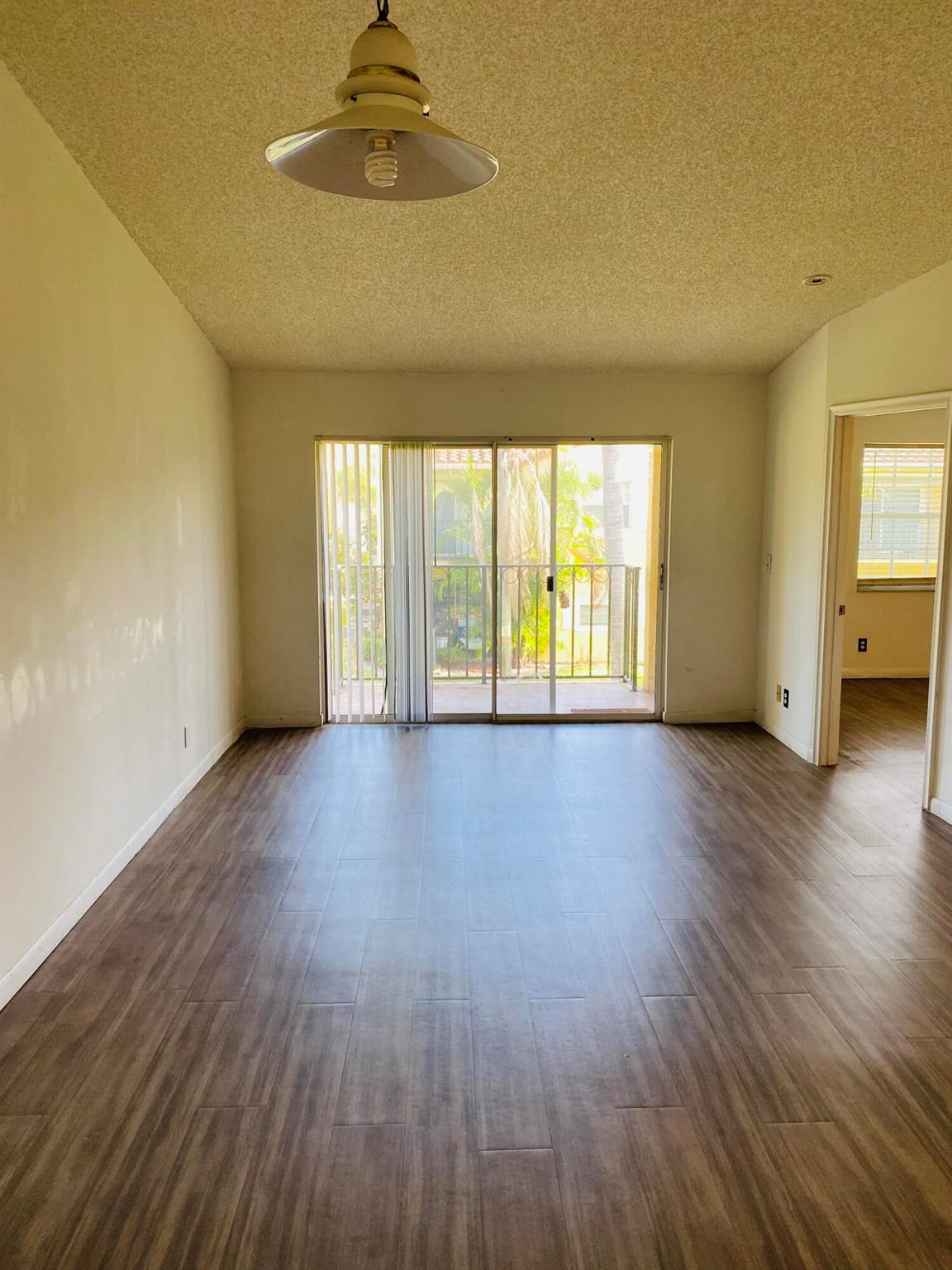 BAY REACH CONDO - Residential Lease