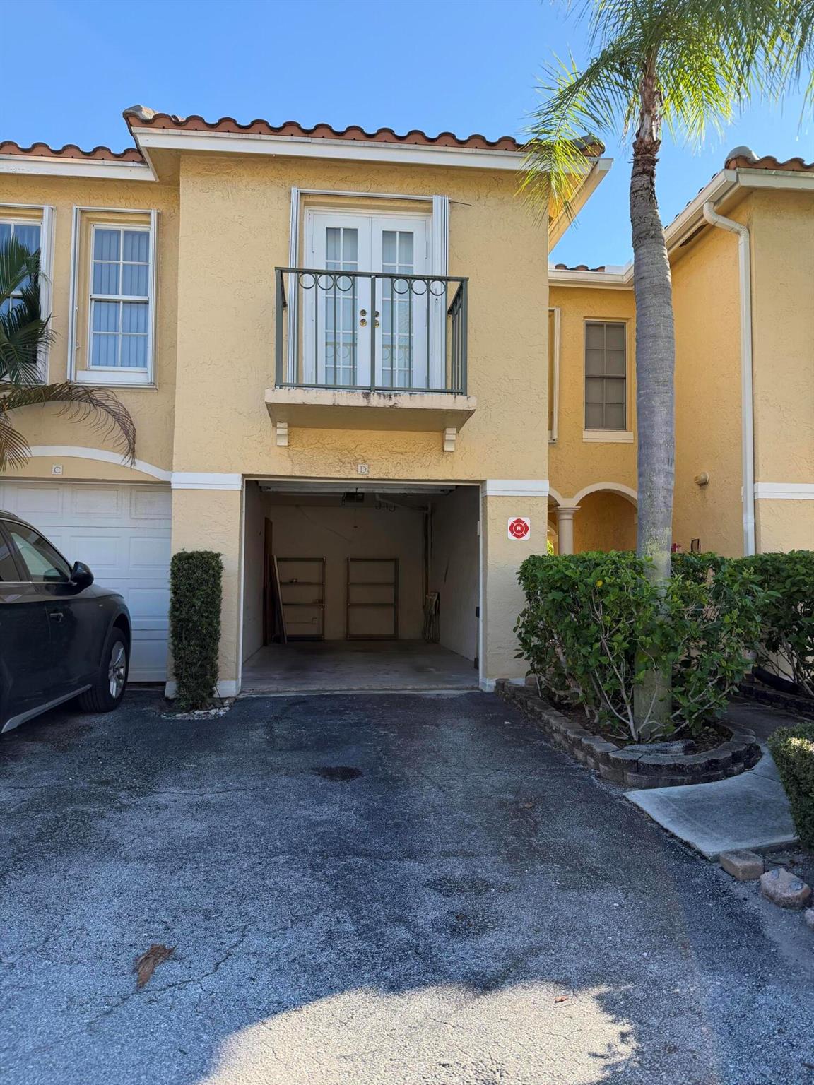 BAY REACH CONDO - Residential Lease