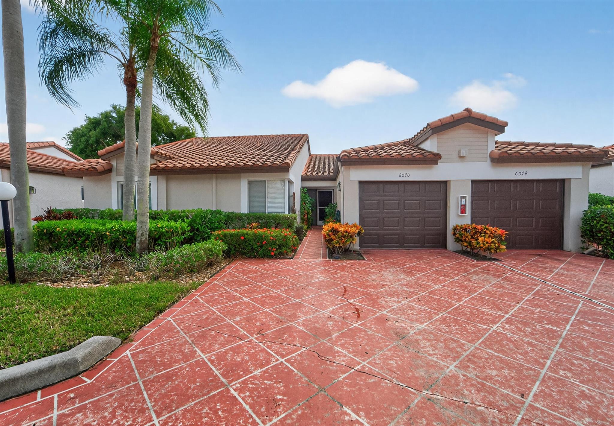 HUNTINGTON POINTE - Residential Lease