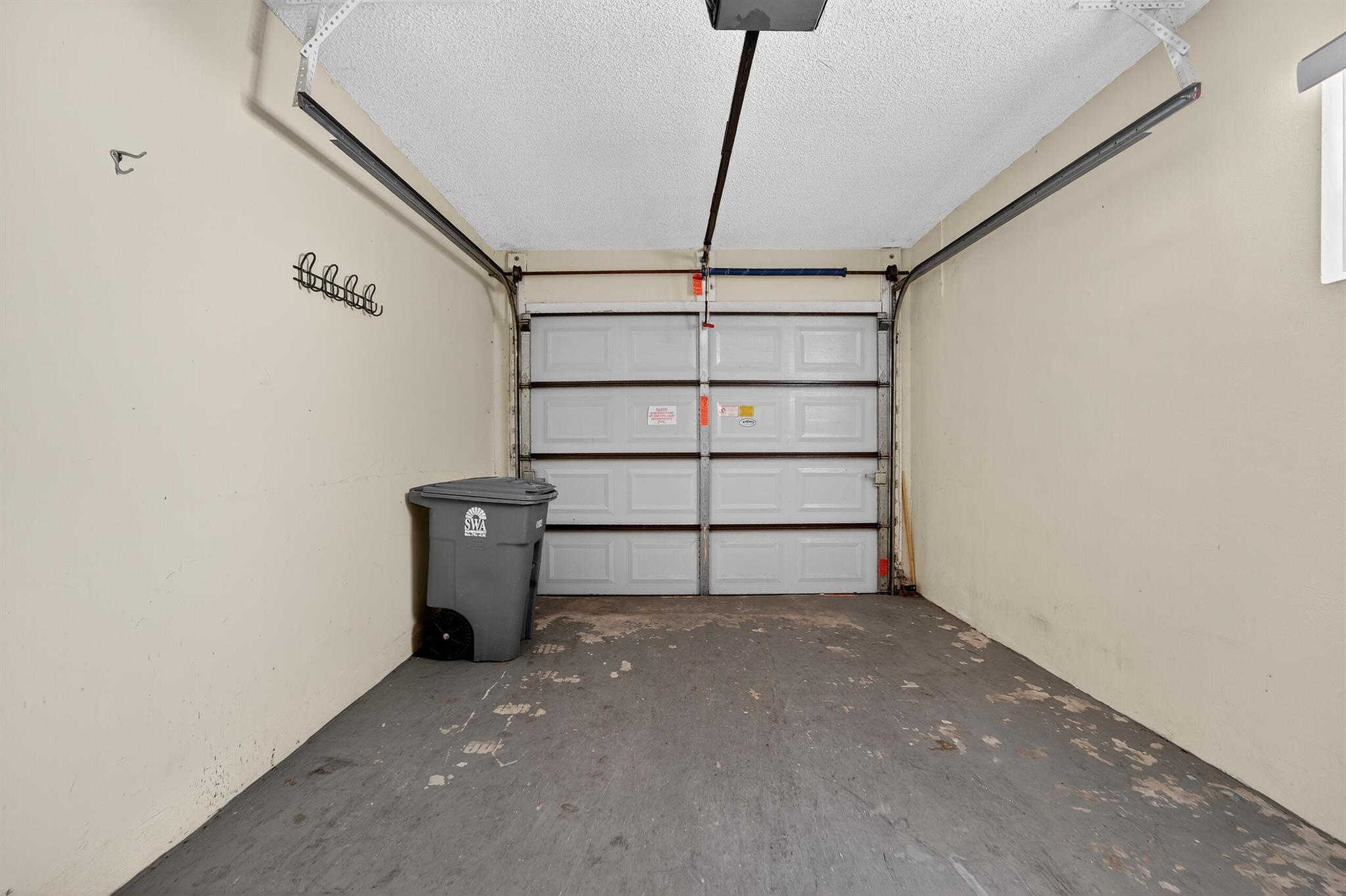 HUNTINGTON POINTE - Residential Lease